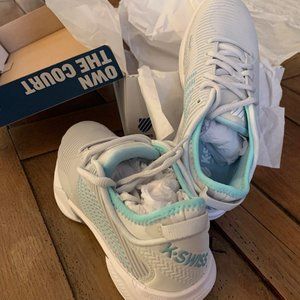 Brand new women's K-Swiss tennis shoes, size 7
